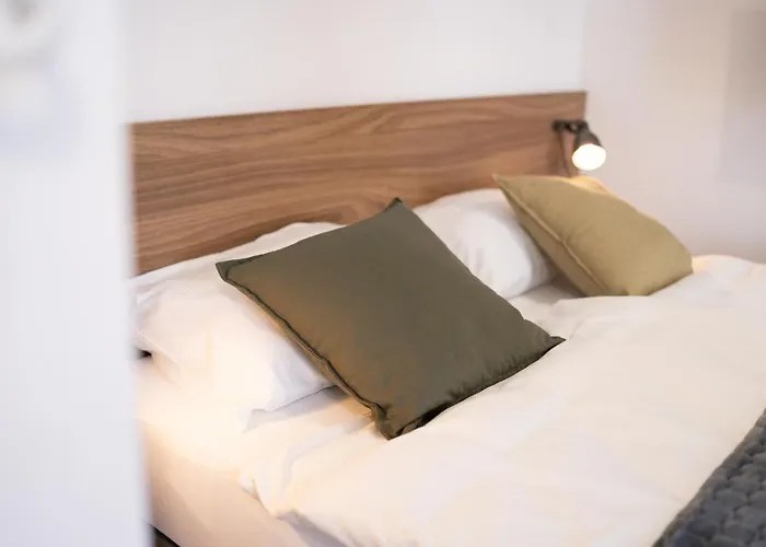 Elegant Very Berry In Center By Renters Apartamento Poznan