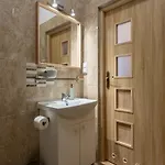 아파트 Elegant Very Berry In Center By Renters