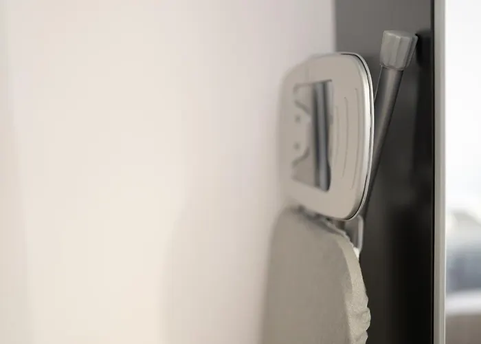 Apartment Elegant Very Berry In Center By Renters