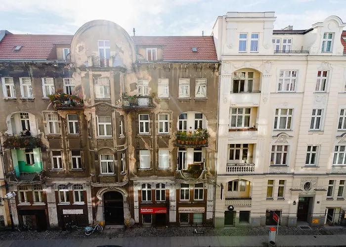 Apartament Elegant Very Berry In Center By Renters